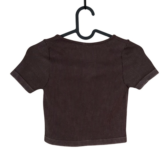 Bella Seamless Brown Ribbed V Neck Crop Top - Picture 3 of 4